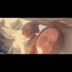 Meet your Posher, Taylor